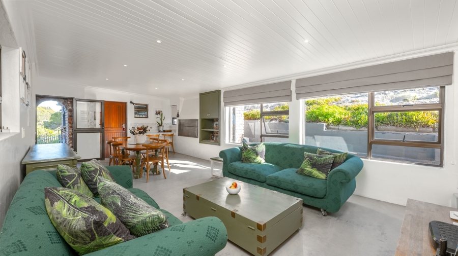 4 Bedroom Property for Sale in Suiderstrand Western Cape